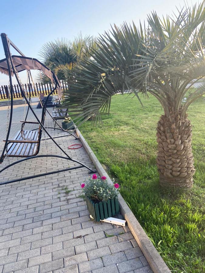 Al Mare Hotel Pizunda Exterior photo