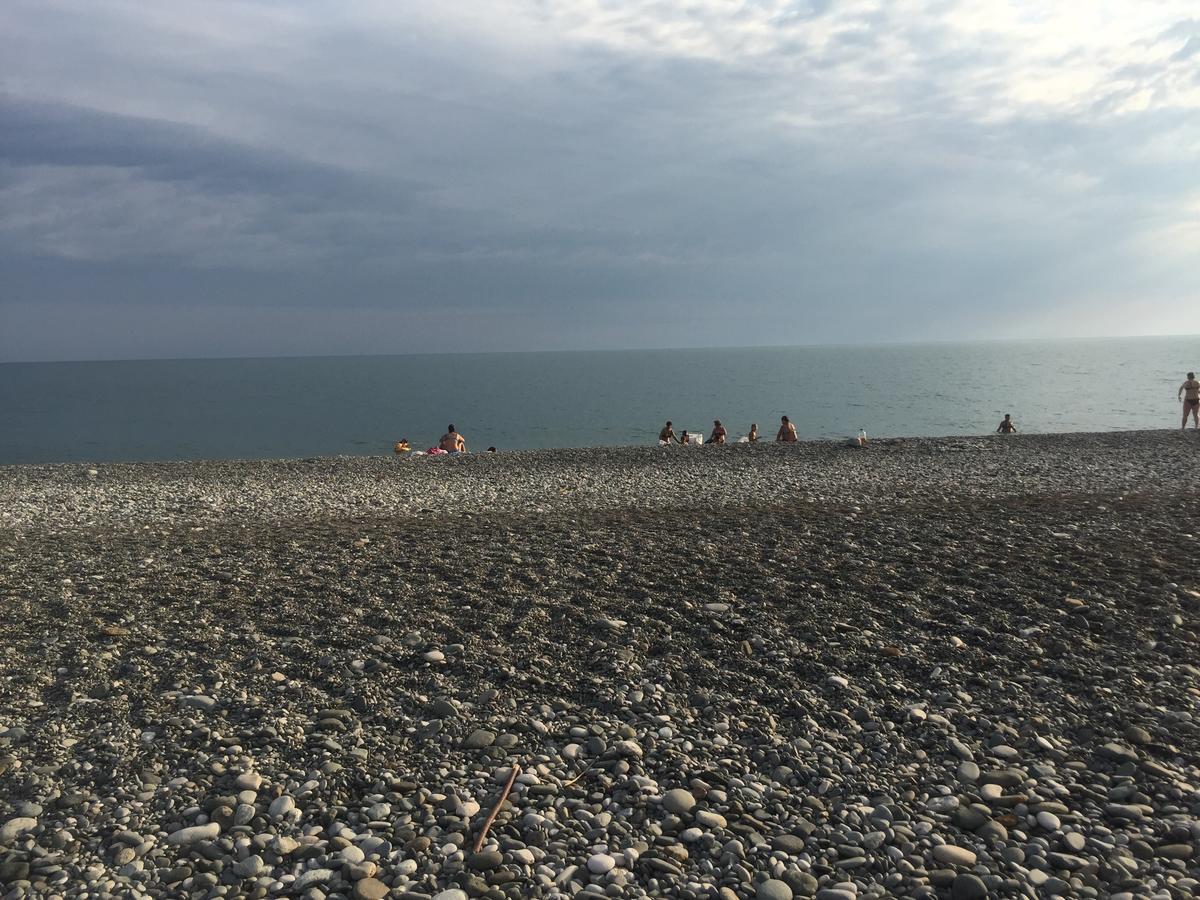 Al Mare Hotel Pizunda Exterior photo
